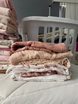 Muslin Baby Swaddle Blankets Bundle