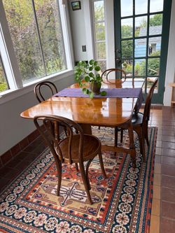 Lovely Mid-Century Vintage c.1950s Swing-Arm Drop-Leaf Extension Solid Hard Rock Maple Dining Table