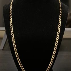 14 K Solid Gold flat curb link