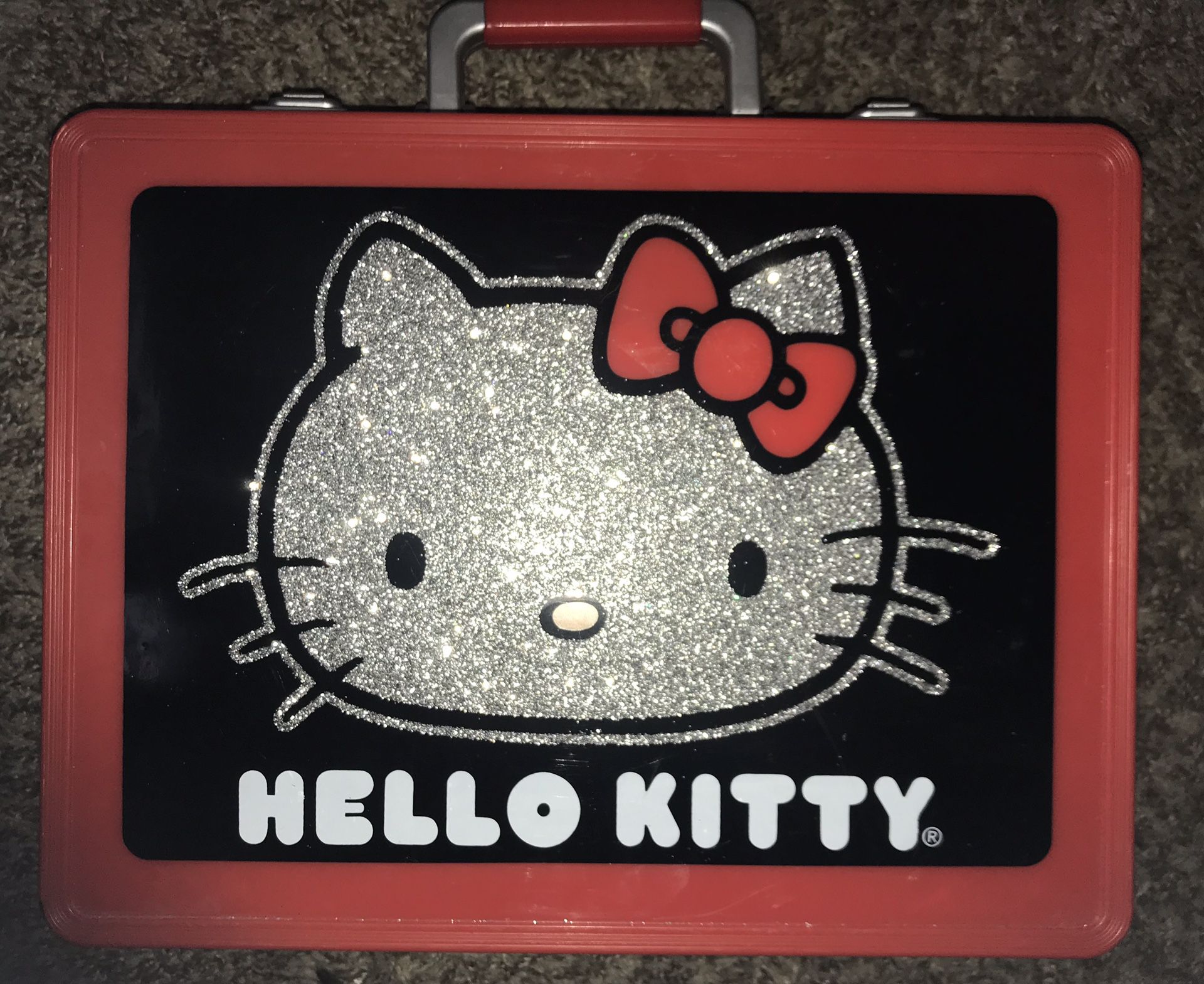 Hello kitty makeup vanity Case with Handles By Added Extras Super Rare!