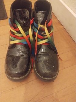 Kids size 5 $20 O.B.O