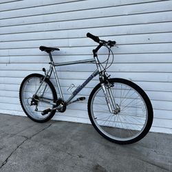 Men’s Mountain Bike