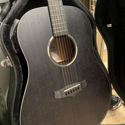  Acoustic/Electric Guitar With Case 