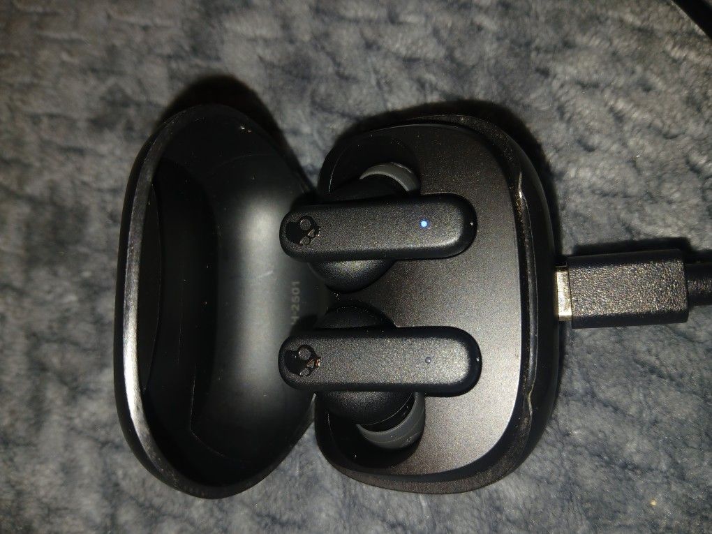 Skullcandy Buds ~ $30