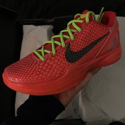 Kobe 6 Reverse Grinch Sz 10