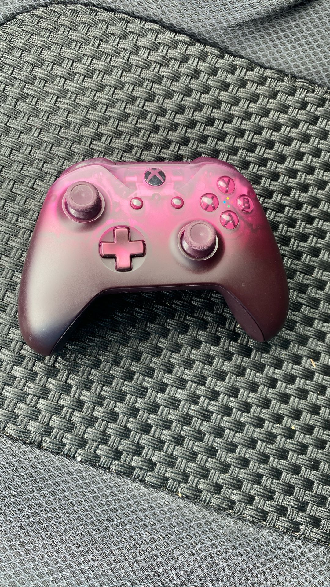 Phantom Magenta Wireless X-Box Controller