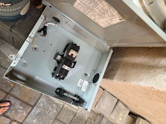 Transfer switch for generator