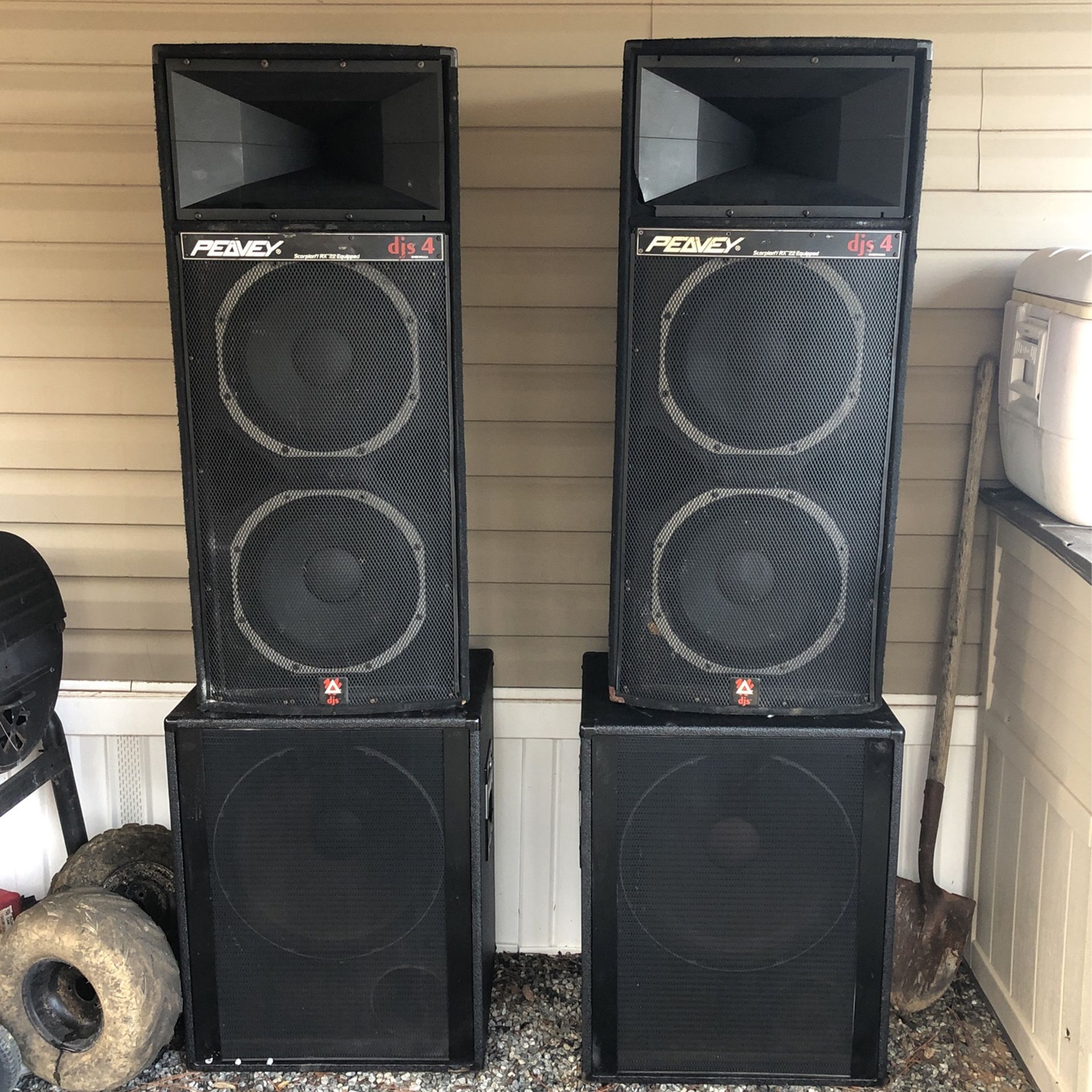 PEAVEY Speaker