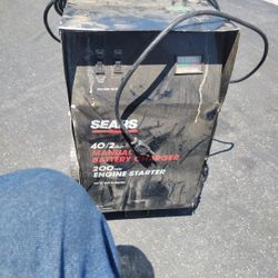 Cargador De Baterias Sears