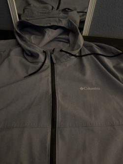 Columbia wind breaker