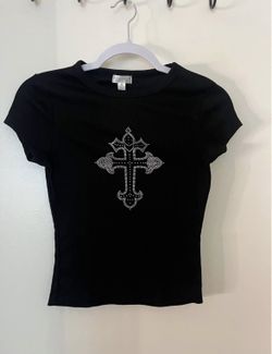 Ange Kiss Black Ribbed Rhinestone Cross Tee Size M