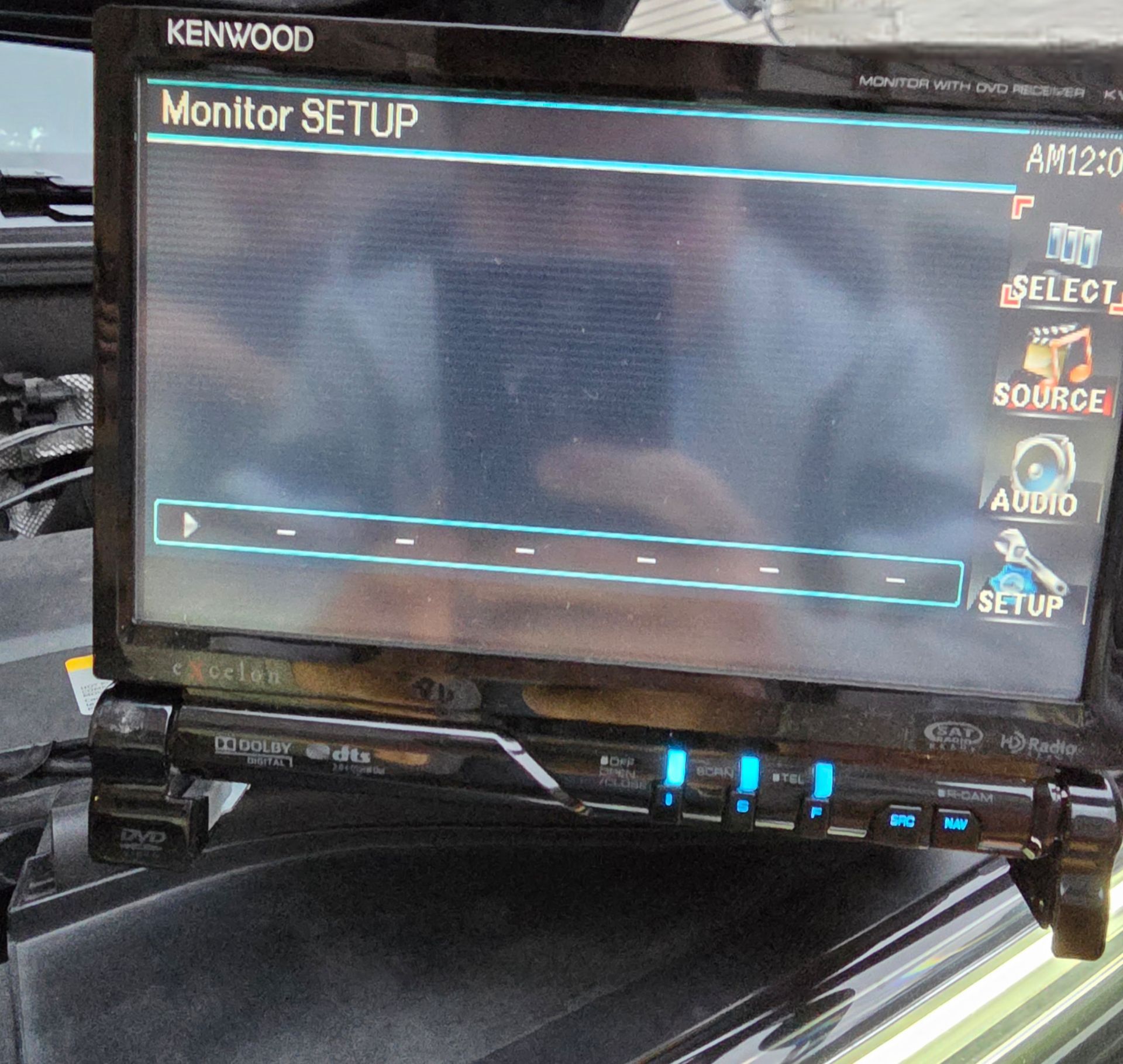 Original Kenwood Excelon KVT-614, all accessories included, remote and manual included