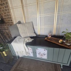 Vintage Record Player/entry Bench, TV Stand