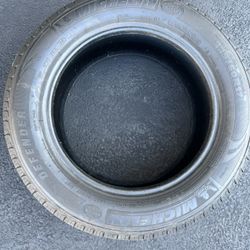 Michelin Defender 225/60R17