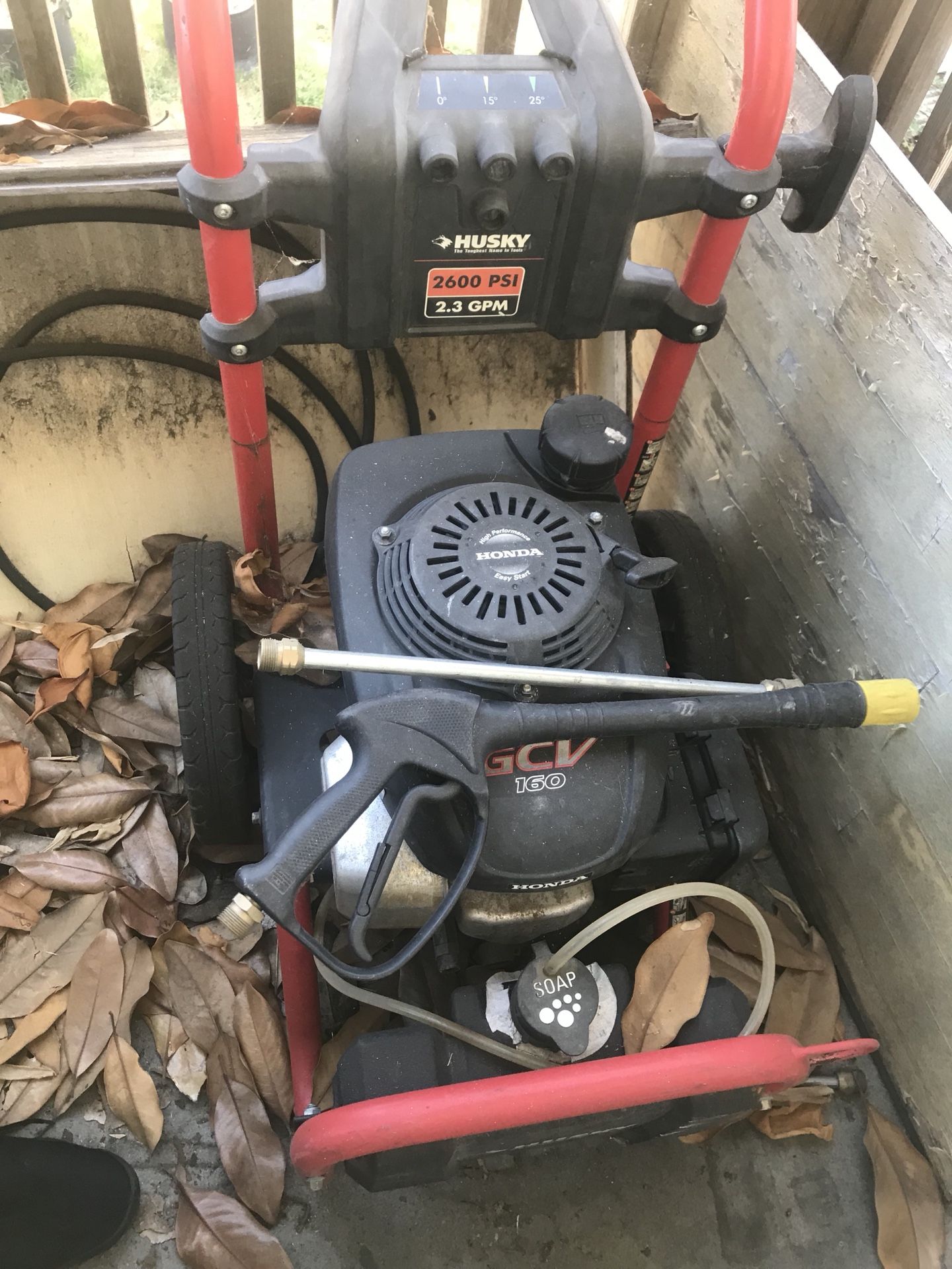 Pressure washer 2600 psi