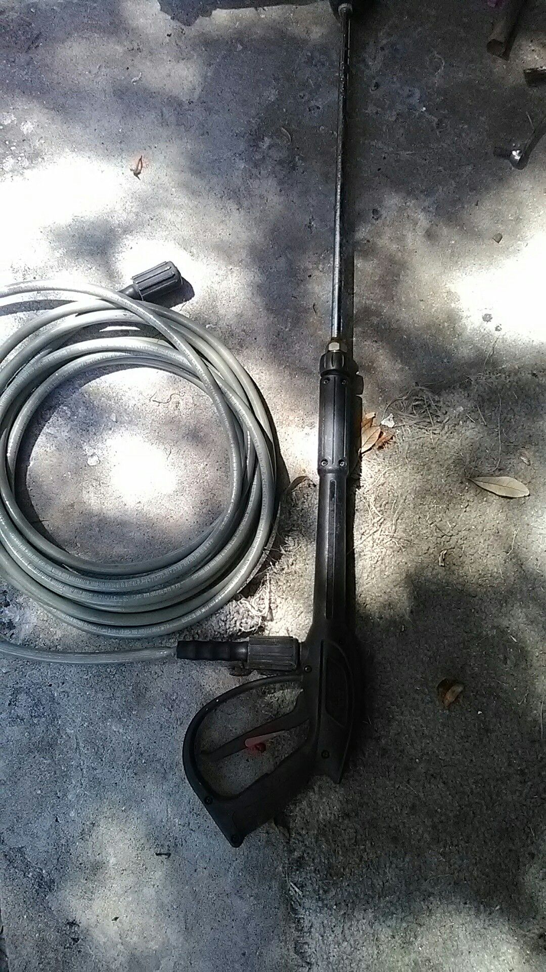 Pressure washer sprayer and hose like new