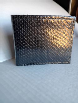 Men's BLACK PYTHON Skin Bi-fold Wallet