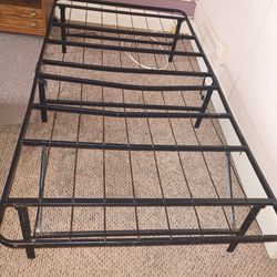 I Have A Nice Twin Size Metal Bed Frame Still In Pretty Decent Good Shape Only Asking 50 Bucks For Today Only Pick Up