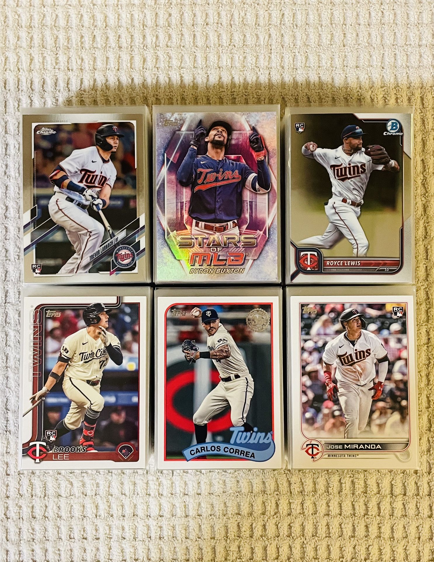 Minnesota Twins 350 Card Baseball Lot!