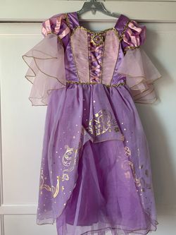 Beautiful Rapunzel Disney dress! Great condition! Smoke and pet free home- firm on price - size 5-6