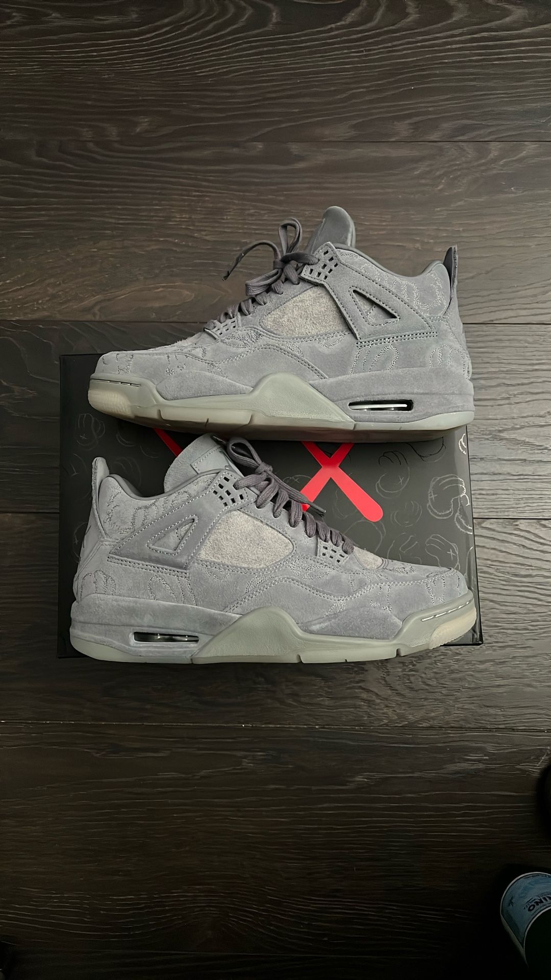 Kaws AIR Jordan 4  Size 11 