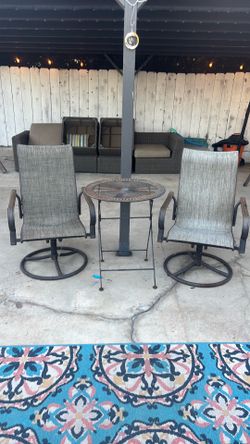 outdoor table & chairs