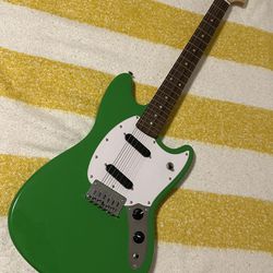 Rare LIME GREEN FENDER SQUIER MUSTANG electric Guitar FENDER FACTORY SAMPLE