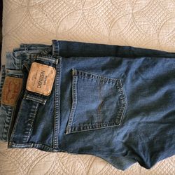 10 Pair DENIM Mens Jeans. 40x32 136.00 For All. See Discription For More Information. Pick Up Only.