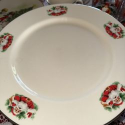 Vintage 1950-60 Triomphe Christmas China