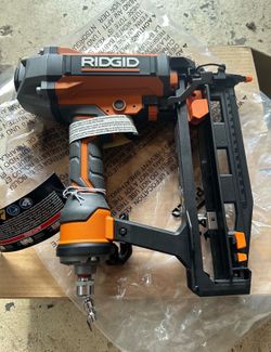 Nail gun
