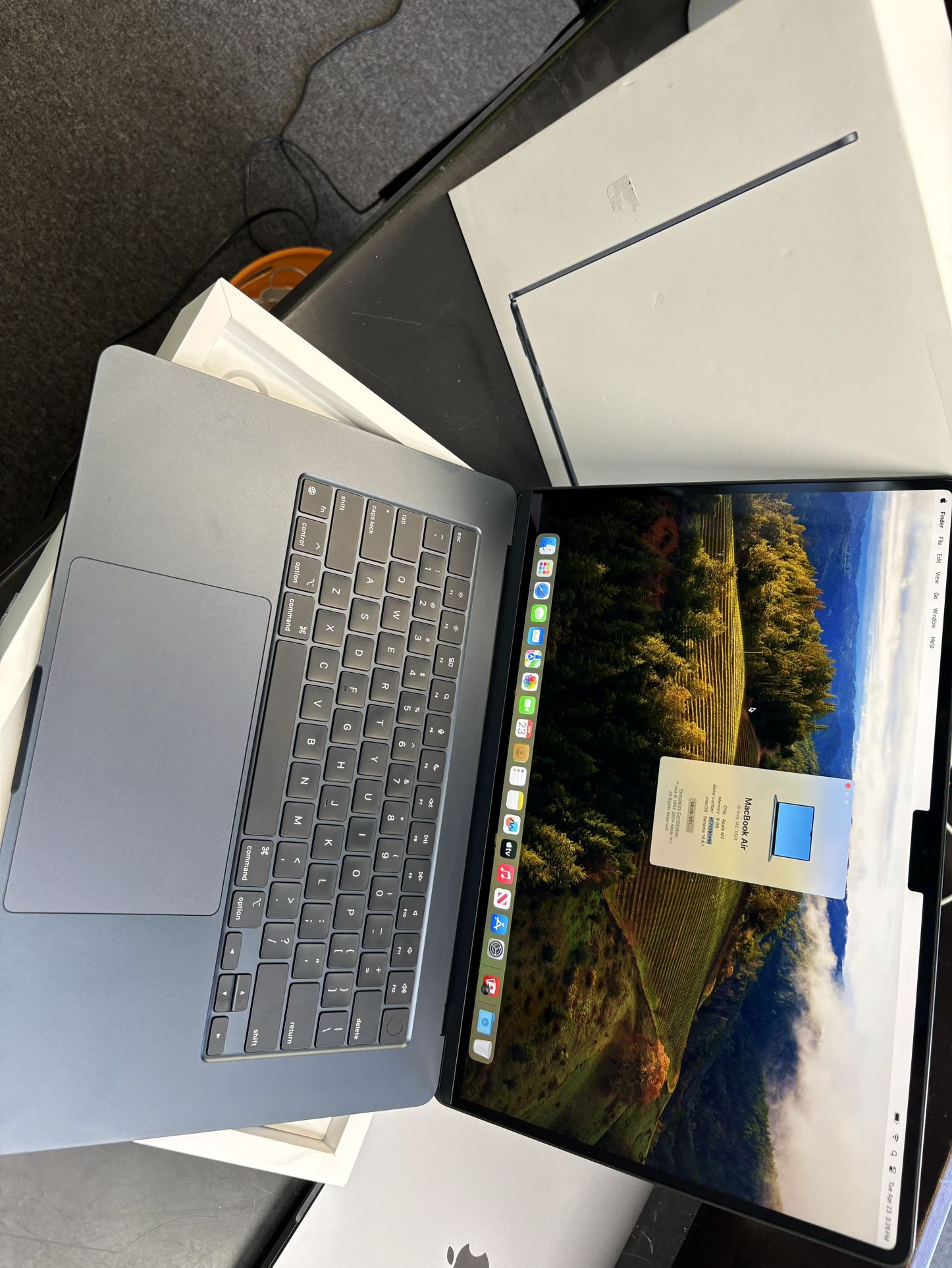 2023 2024 Apple MacBook Air 15” M2 Chip AppleCare Warranty