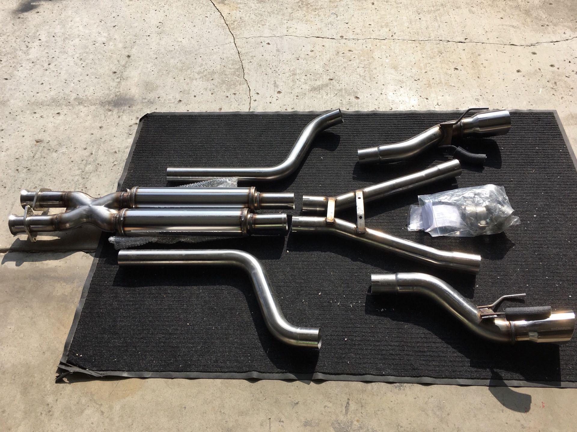 Corvette C6 NEW Magnaflow Exhaust