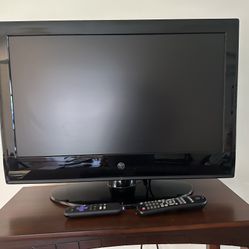 Westinghouse Model SK-26H640G 26” TV With Remote