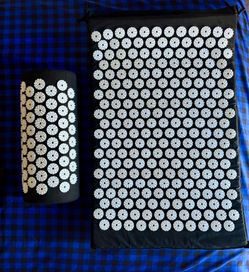 Acupressure mat and pillow