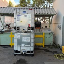 Old Round Up Totes For Sale 