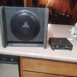 JL Audio 10inch Sub And Alpine Amp 