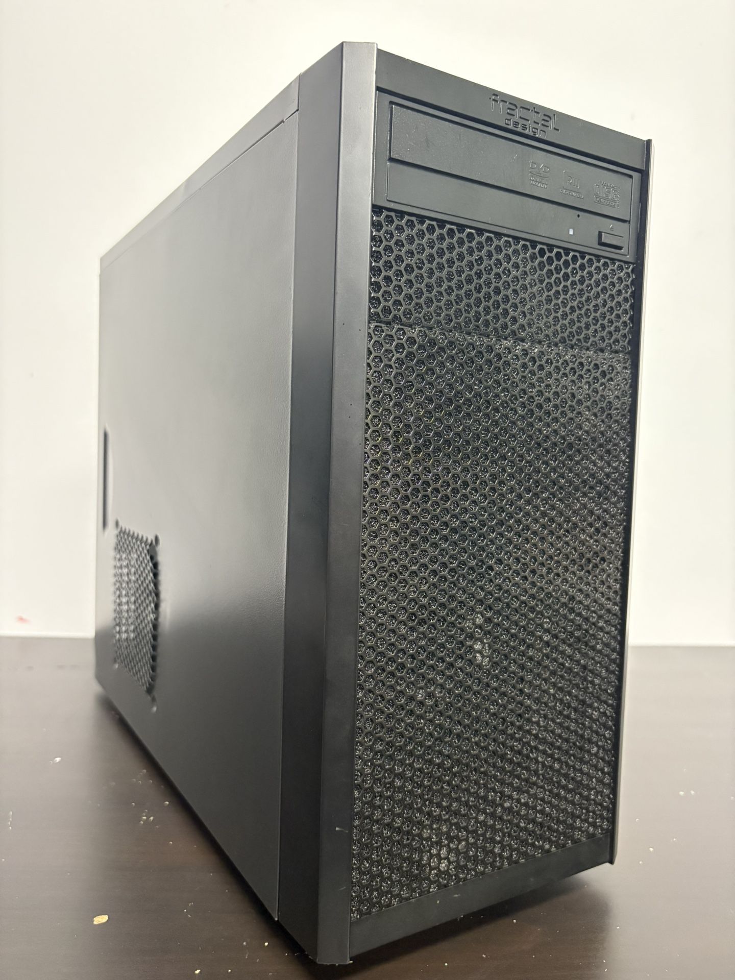 Budget Gaming PC – 16GB RAM / SSD + HDD / Radeon 7850
