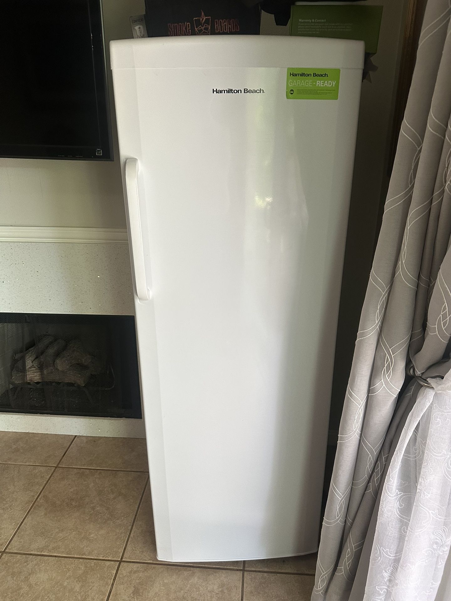 Freezer- Hamilton Beach Upright Freezer