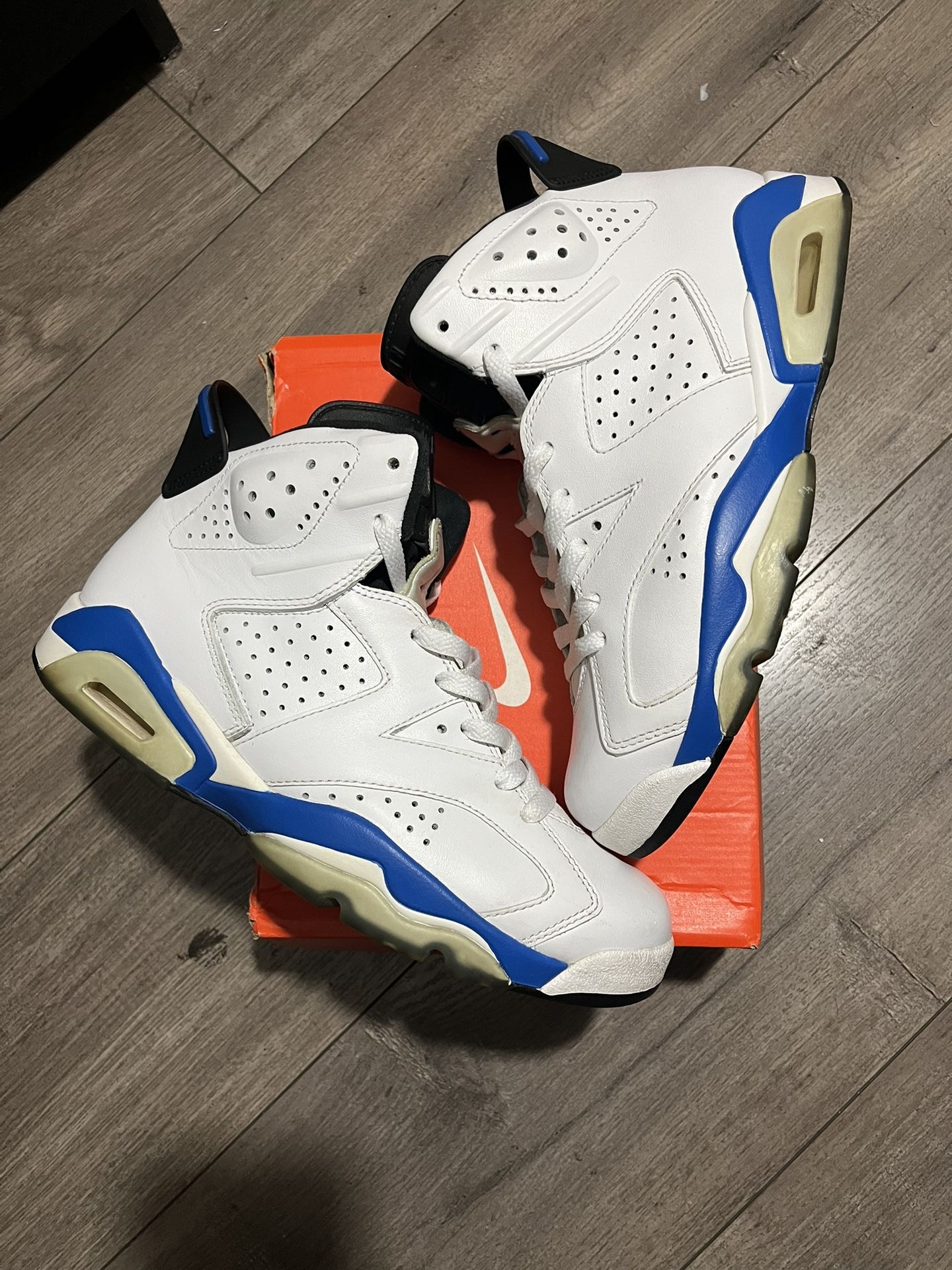 Air Jordan 6 Retro Size 7.5 Men $60