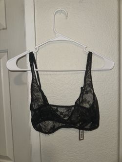 (Small) SKIMS Ultra Fine Lace Plunge Bralette