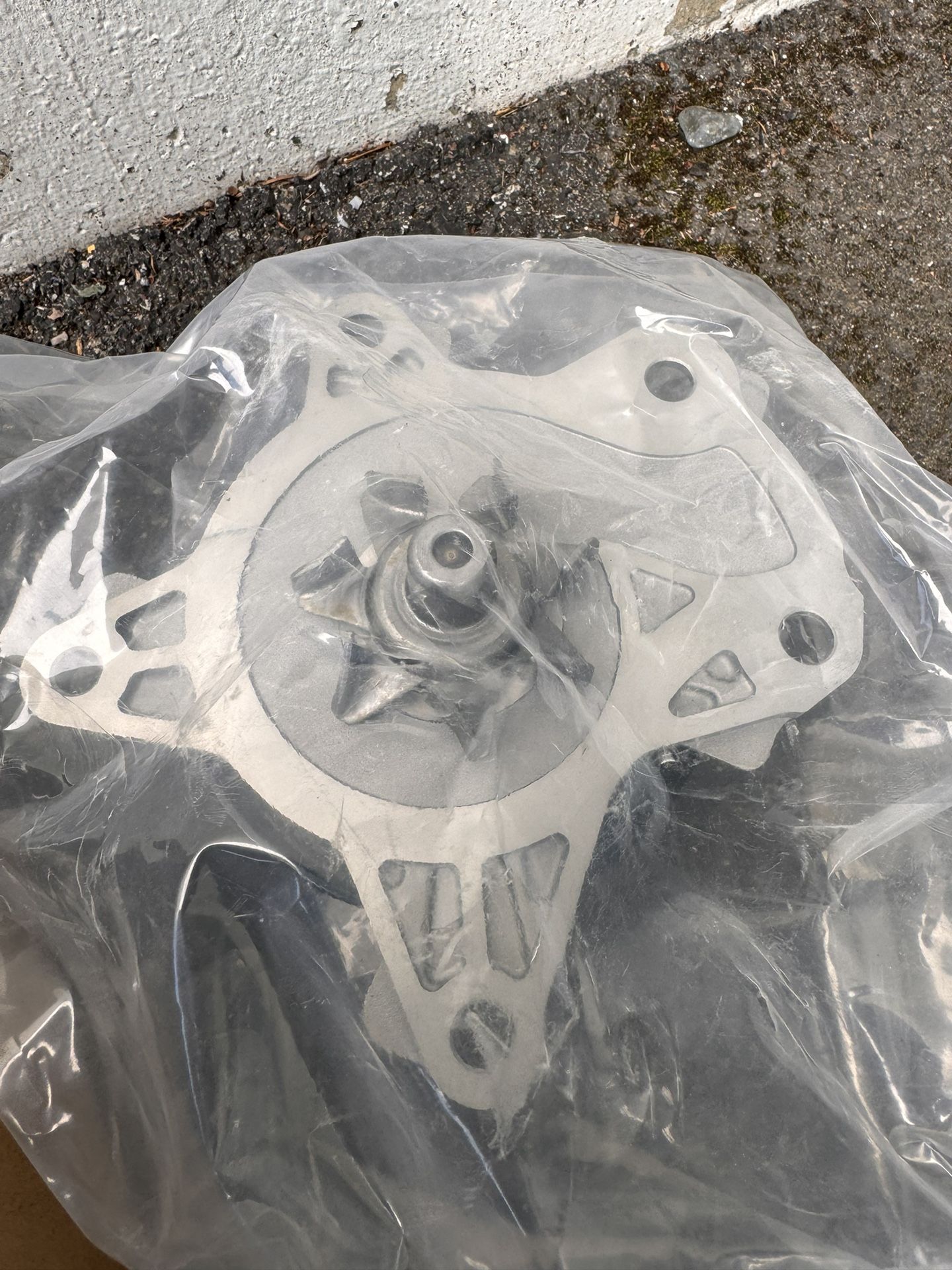 2014 Toyota Corolla (water Pump With Gasket)