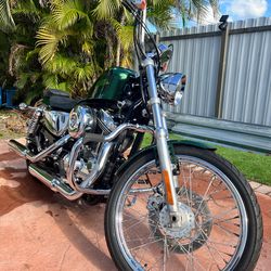 2013 Harley Sportster 72