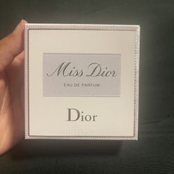 Miss Dior Perfume
