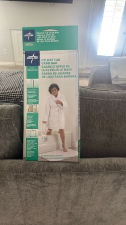 Deluxe tub grab bar