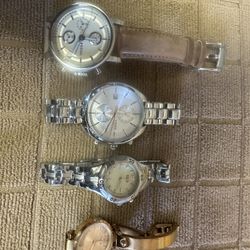 Used Bundle Of 4 Woman’s Fossil Watches 
