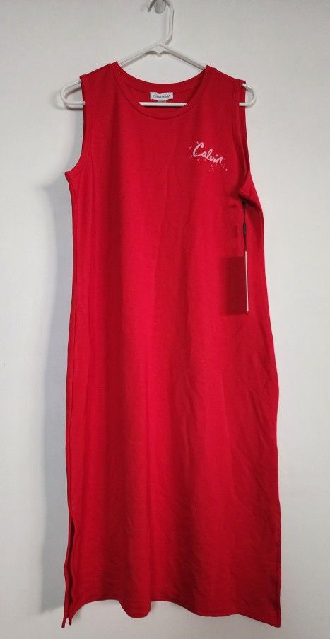 NWT Women's Sleeveless Long Red Dress Size L