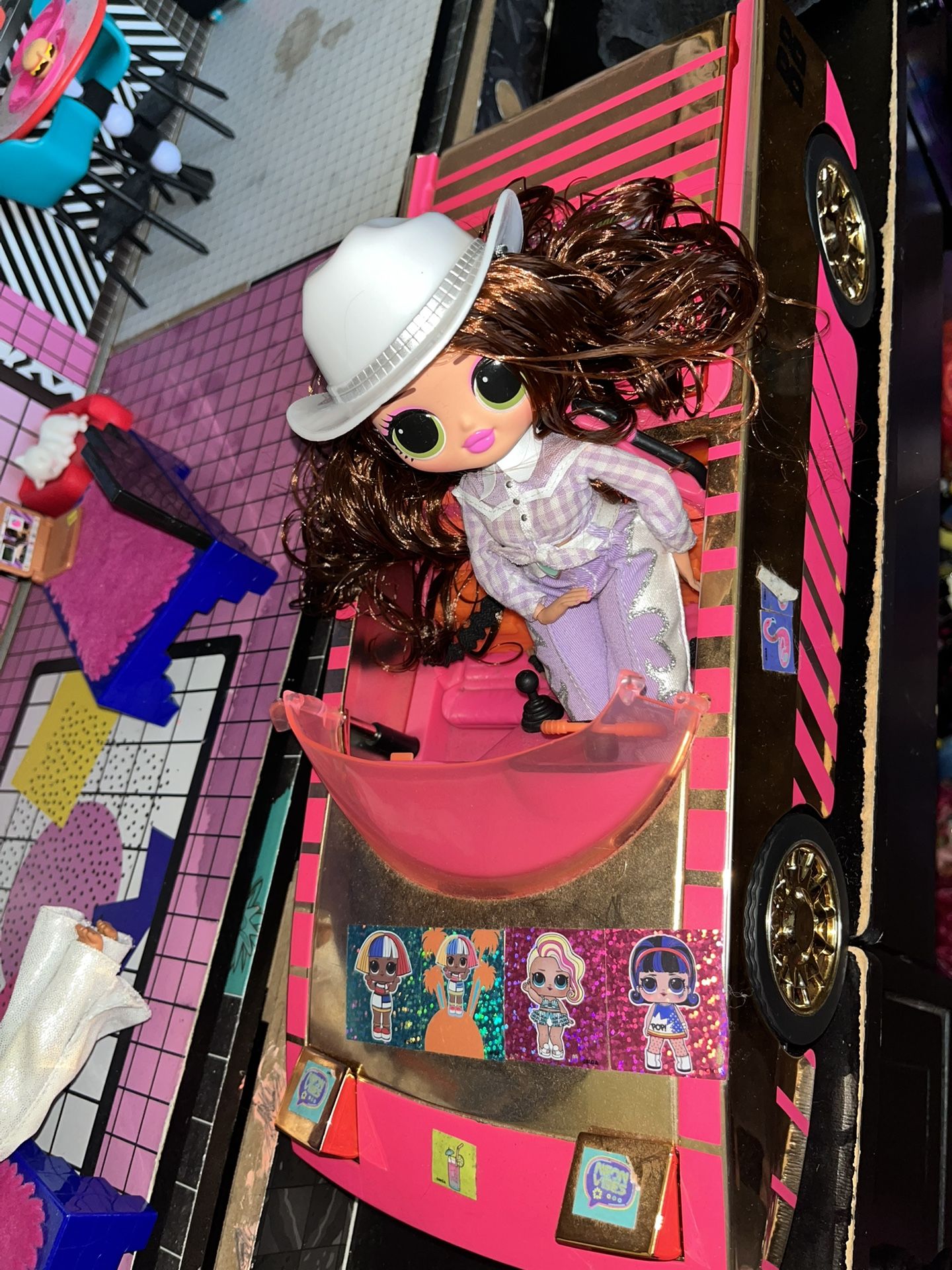 lol Dolls House Car And Accessories