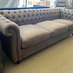 Chesterfeild Sofa