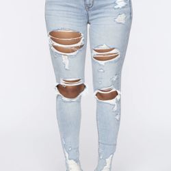 Fashion nova Skinny Jeans (Never Worn)