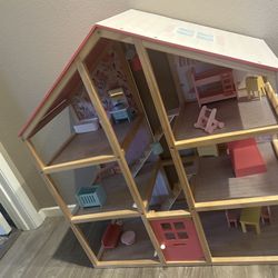 Wood Doll House 